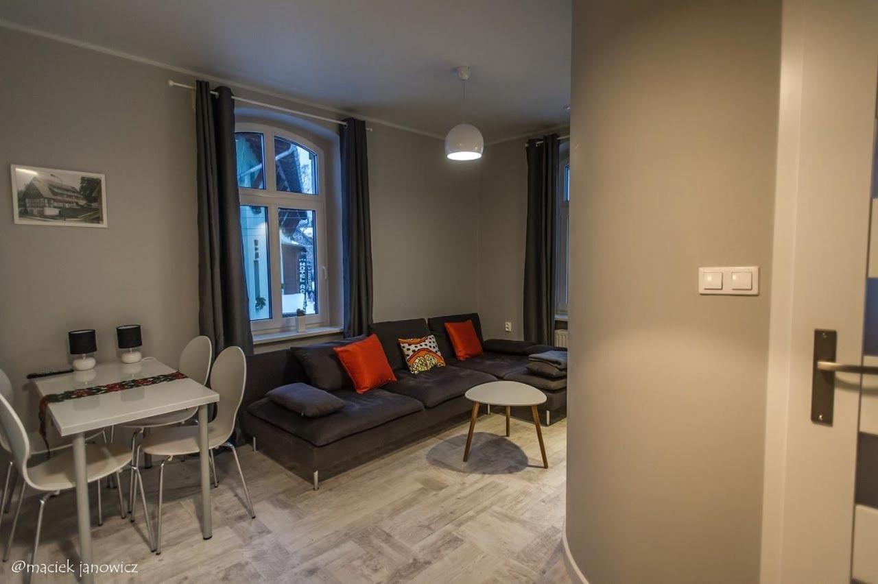 Apart-Invest Apartament Wiwi 2 شكلارسكا بوريبا المظهر الخارجي الصورة